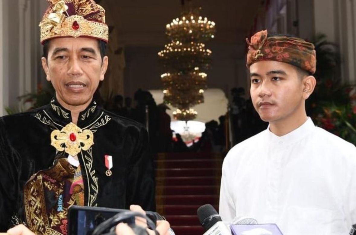 Rocky Gerung Ramal Pilpres 2029: Anak Jadi Presiden Bapak Jadi Wakil