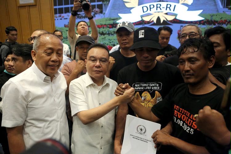 Pertemuan Tengah Malam Massa Pati dan DPR, RUU Perampasan Aset Dijanjikan Kelar 15 Desember