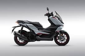 GPX DZ2 Hyper-Trex Resmi Meluncur, Skuter Futuristis 150cc dengan Fitur Canggih dan Harga Terjangkau