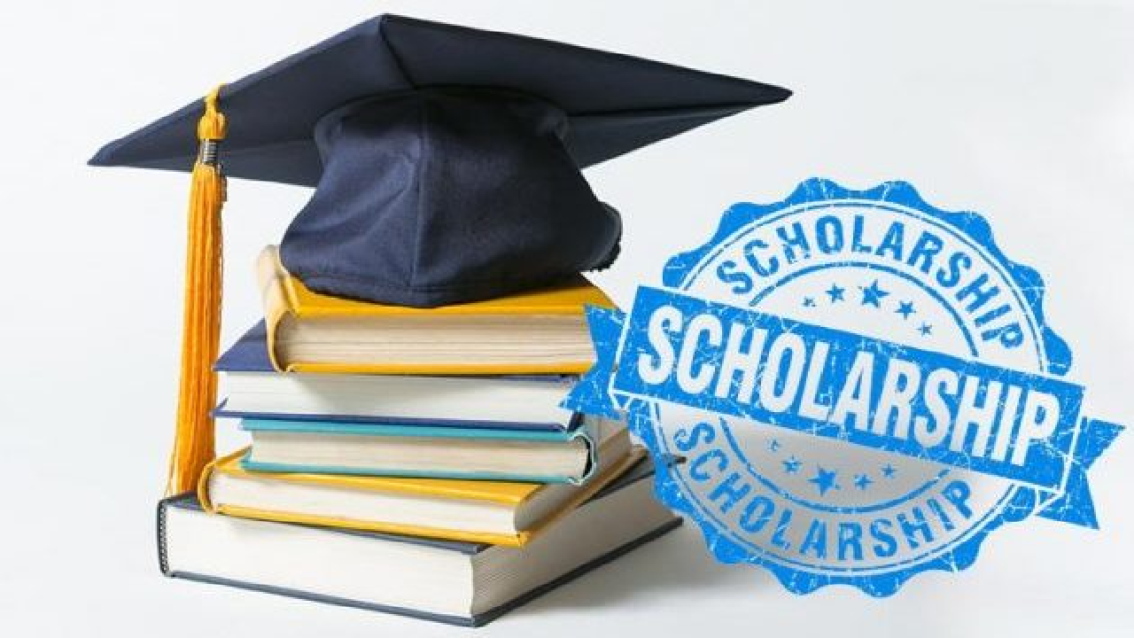 Mau Dapat Uang Saku dan Bebas Biaya Kuliah? Intip Beasiswa Lokal yang Sepi Peminat Ini