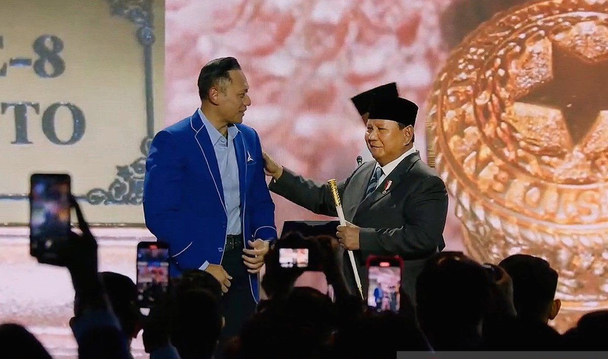 AHY Sentil Soal Takhta, Prabowo Balik Puji Kritik Demokrat: Jangan Mabuk Kekuasaan!