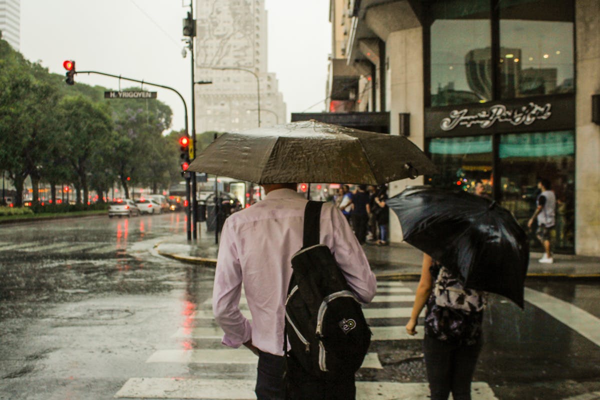 Prakiraan Cuaca BMKG untuk Jabodetabek Hari Ini, Jumat 29 Maret 2024: Jangan Lupa Bawa Payung!