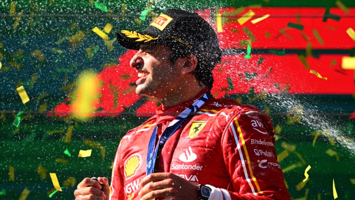 Hasil F1 GP Australia: Carlos Sainz Kuasai Sirkuit, Max Verstappen dan Lewis Hamilton Terhenti