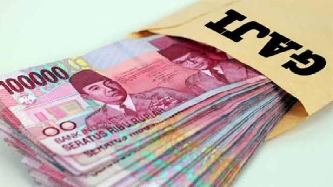 Menteri PANRB Ungkap Kabar Mengejutkan, Gaji PNS Akan Naik?