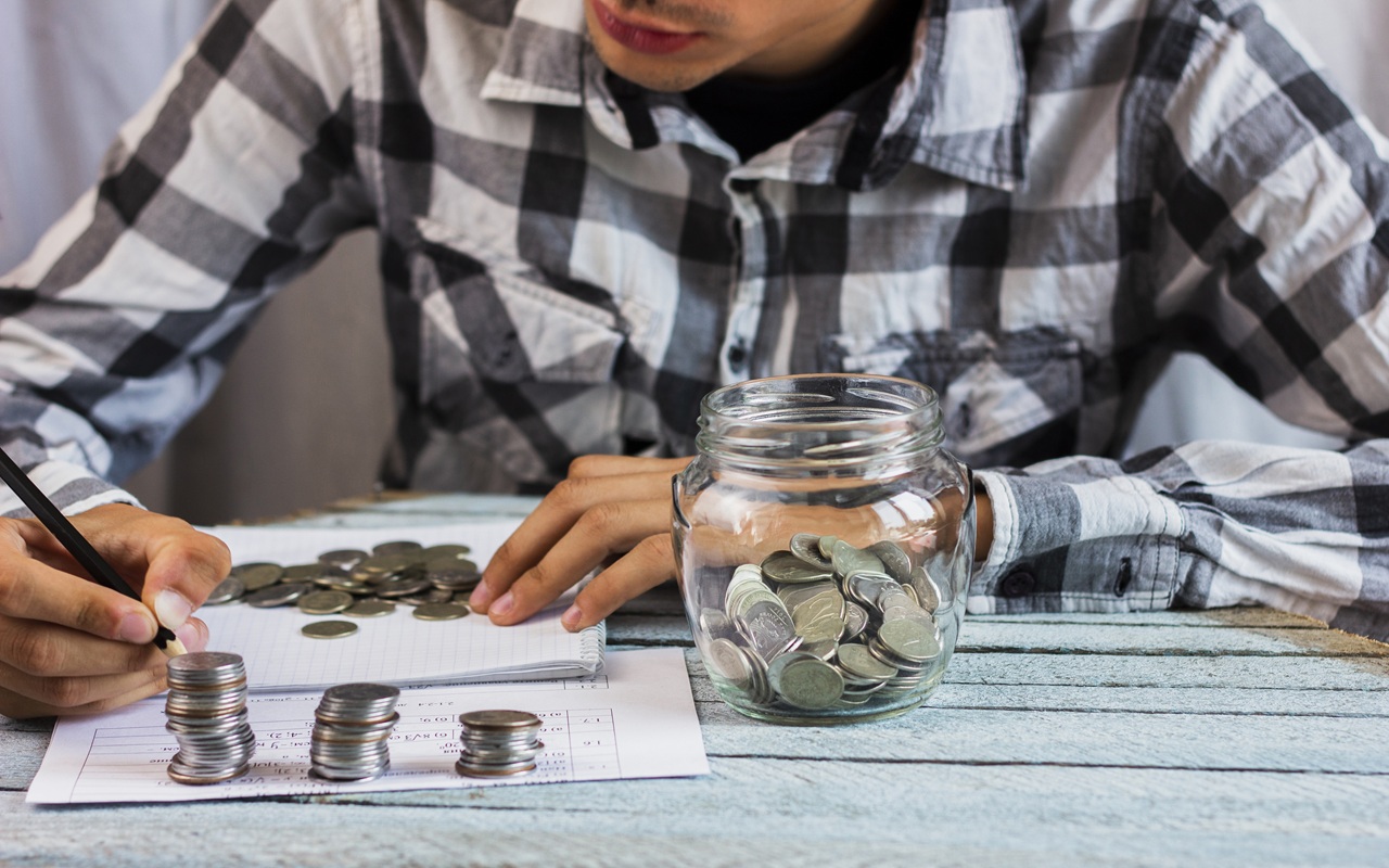 Gaji Habis, Utang Numpuk? Financial Planning Ini Bisa Jadi Penyelamat
