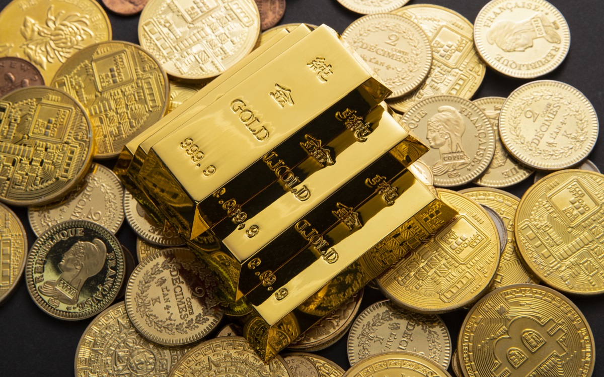 Harga Emas Antam dan UBS Turun Hari Ini di Pegadaian: Peluang Bagus untuk Investasi Emas!