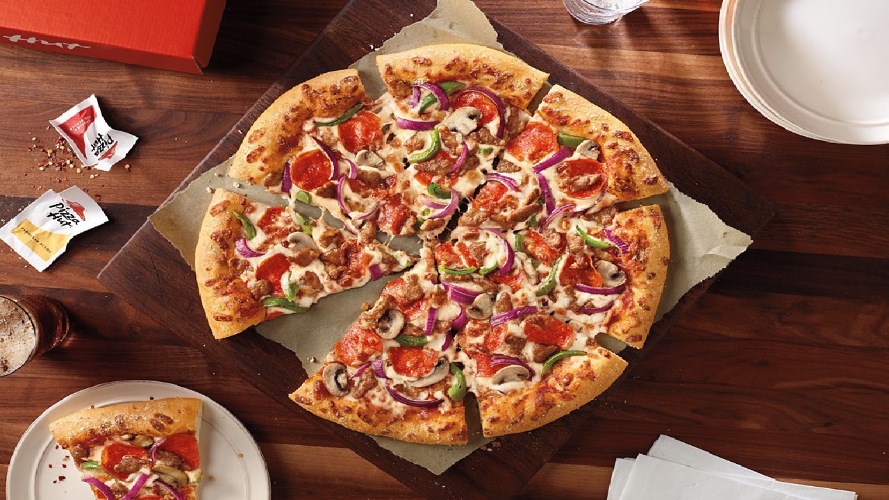 Promo Menarik Pizza HUT Senin-Kamis April 2026, Cek Menu Favorit Ada Harga Murah!