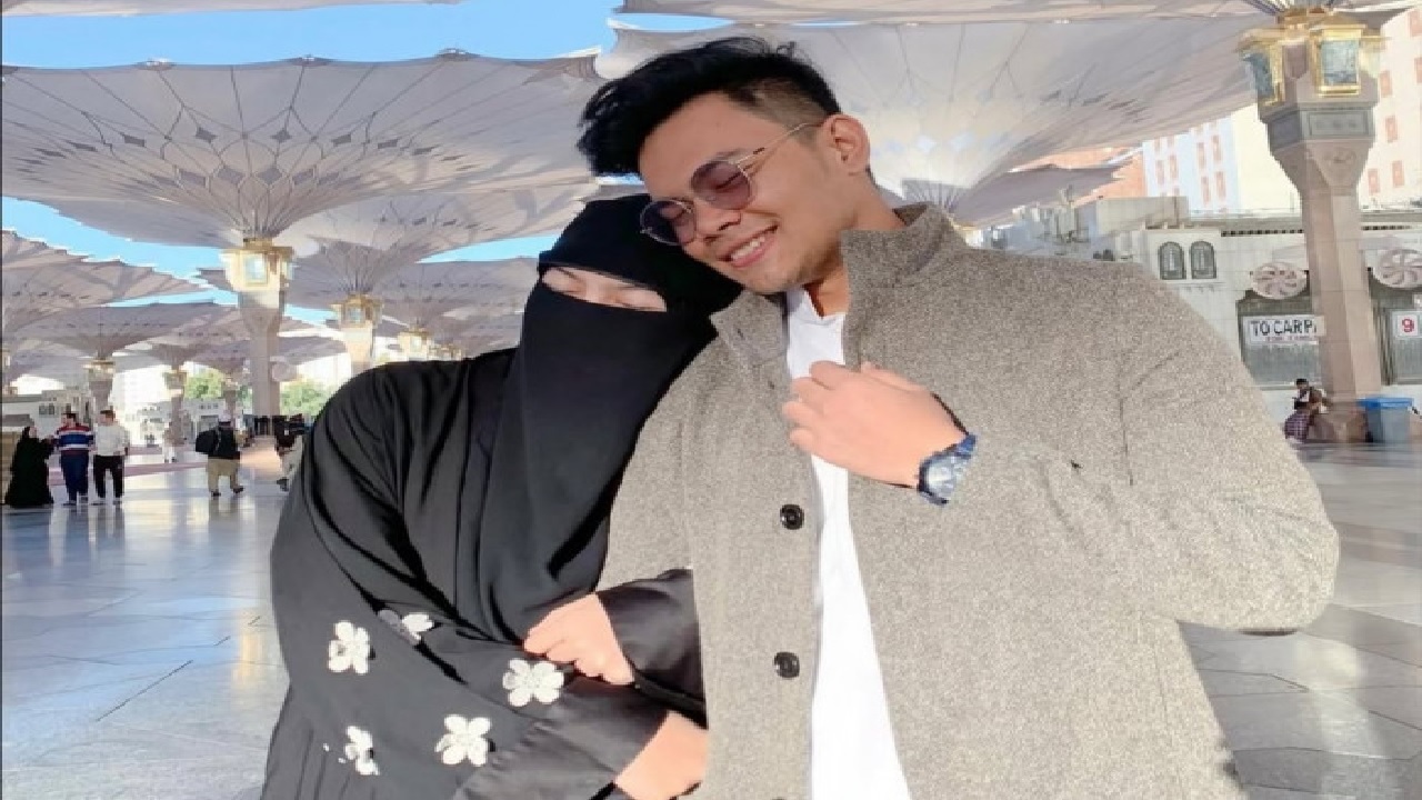 Makin Membaik! Poligami Insanul Fahmi Berujung Permintaan Maaf Terbuka ke Wardatina Mawa
