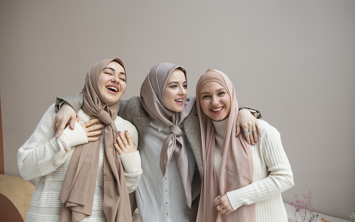 7 Tips Glow Up Agar Tampil Memukau di Lebaran, Auto Fresh dan Glowing!