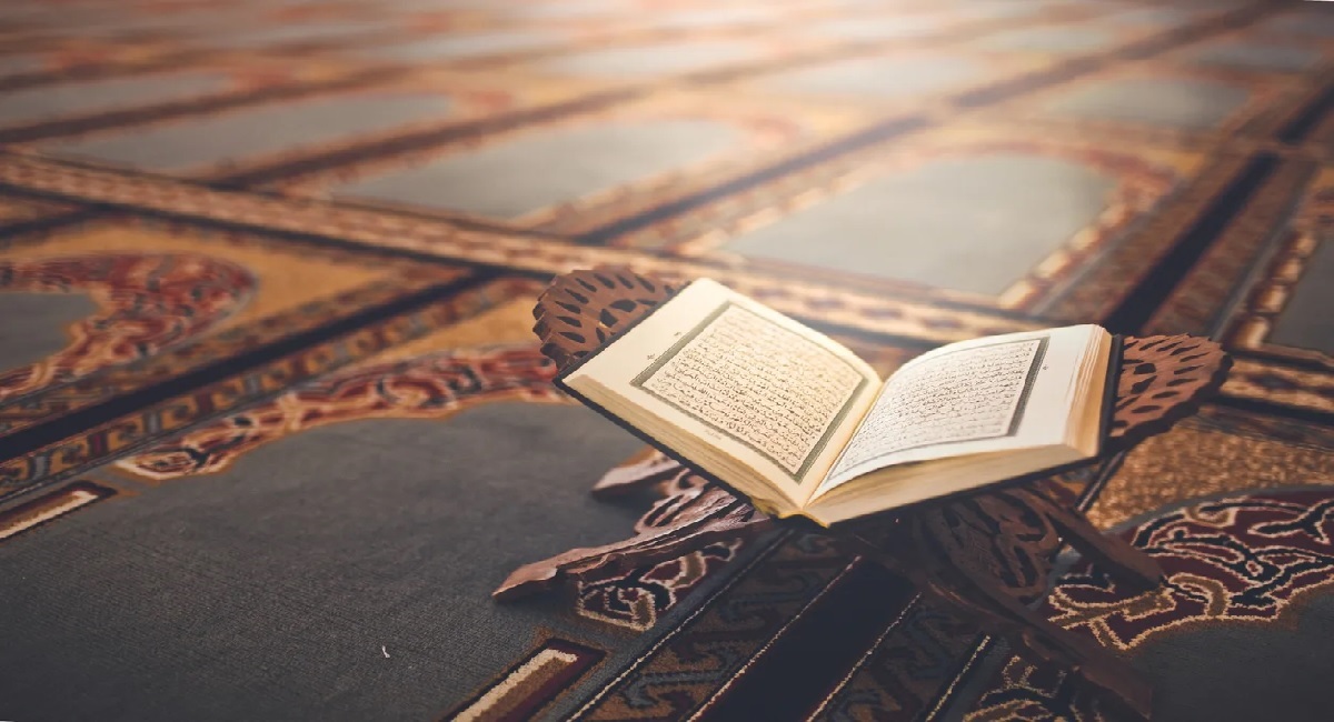 6 Tips Khatam Al-Quran di Bulan Suci Ramadhan, Ayo Berburu Pahala!