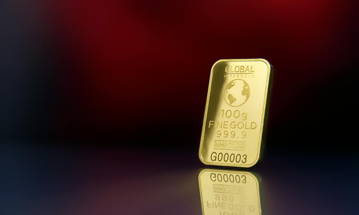 Harga Emas di Pegadaian Hari Ini, Jumat 15 Desember 2023: Kompak Meroket Hingga Rp31.000 per Gram!