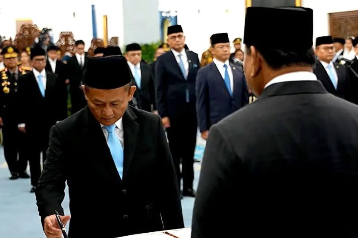 Prabowo Kocok Kabinet Lagi, 18 Pejabat Digeser Jelang Dua Tahun Berkuasa