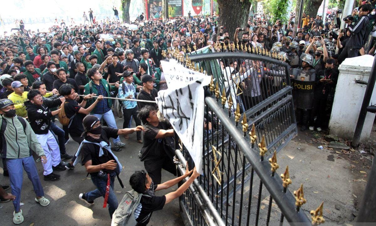 Pedagang Cermin Tewas Dikeroyok usai Demo, Polisi Ungkap Tiga Tersangka dan Motifnya