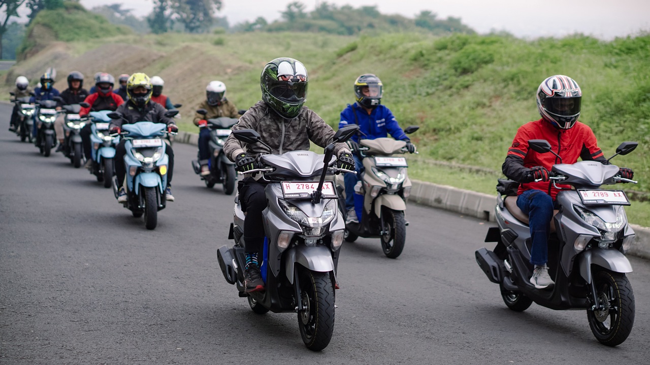 GEAR ULTIMA YAMAHA Sukses Tembus 74,5 KM/Liter Arungi Medan Pegunungan