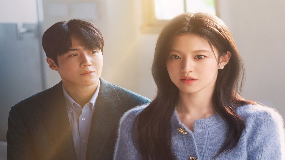 Link Nonton Drakor Can This Love Be Translated? Kisah Cinta Antara Penerjemah Multibahasa dan Aktris Terkenal