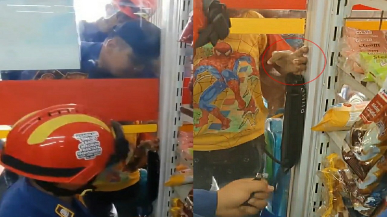 Jari Tangan Anak Terjepit Pintu Minimarket di Bogor, Damkar Gerak Cepat Membantu