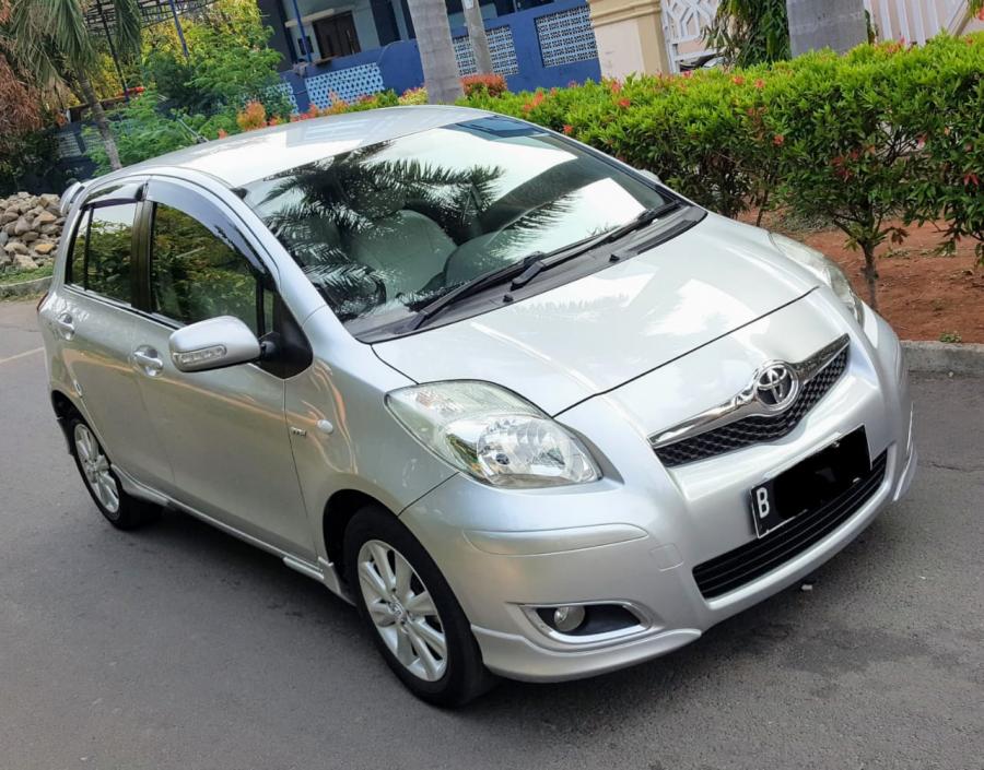 Adu Nyaman Suzuki Ignis vs Toyota Yaris Bakpao: Pilih Baru Modern atau Bekas Legendaris?