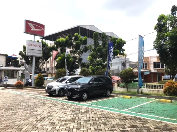 Pergeseran Kekuatan Otomotif: Mengapa Diler Daihatsu Beralih ke Chery?