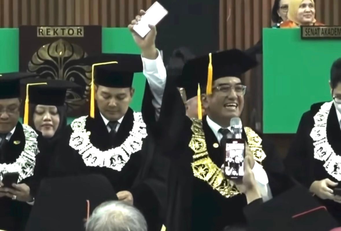 Diteriaki ‘Zionis’ Saat Wisuda, Rektor UI Heri Hermansyah Balas dengan Janji Dirikan Palestine Centre