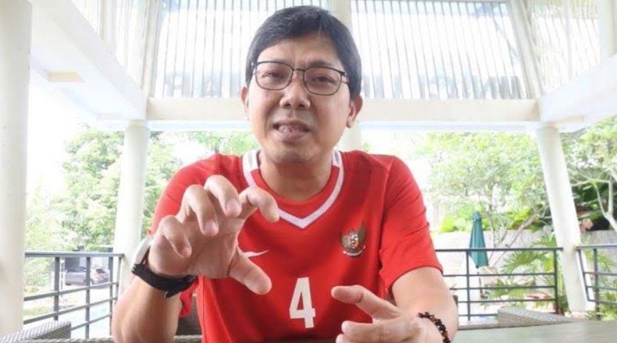 Cek Gaji Bung Towel dari YouTube, Sindirian untuk Shin Tae-yong dan Timnas Indonesia Paling Viral!