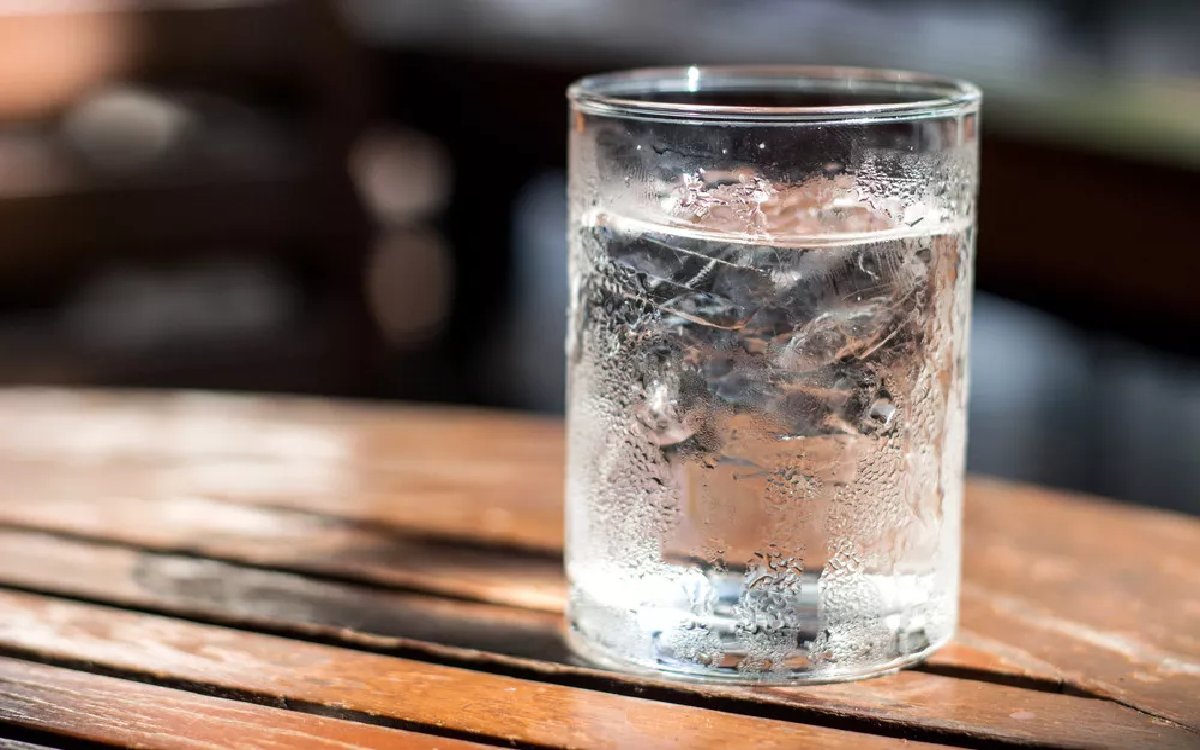Awas Hati-hati! Minum Air Dingin Setelah Makan Bisa Berdampak Bahaya Bagi Kesehatan