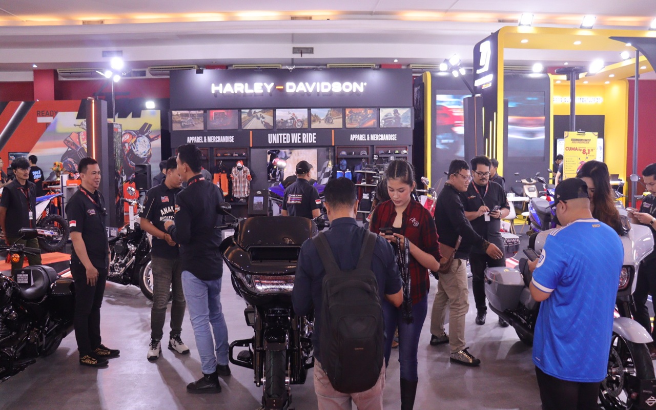 Harley-Davidson Ramaikan Indonesia International Motor Show 2026, CVO Street Glide Blue Streak Jadi Sorotan