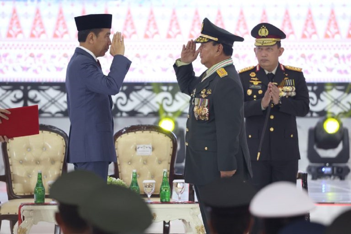 Benarkah Jokowi Minta Tak Boleh Ada yang Protes Soal Kenaikan Bintang 4 Prabowo? Ini Faktanya