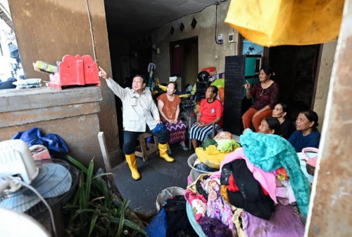 Prabowo Disanjung Ganteng saat Tinjau Banjir, Malah Lempar Spotlight ke Teddy