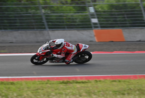 AHRT Siap Tampil All Out di Putaran Ketiga Mandalika Racing Series 2025