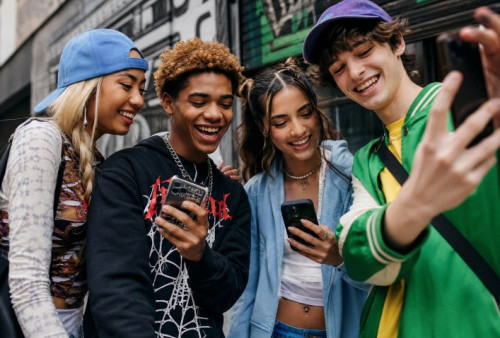 Fakta Klasifikasi Generasi: Mengapa Gen Z dan Alpha Punya Karakter Unik Daripada Gen X