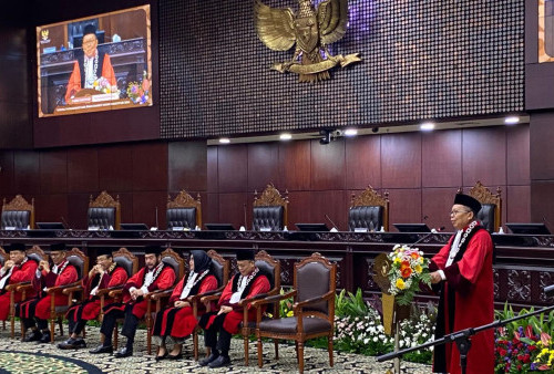 Sembilan Hakim MK Dilaporkan Gara-gara Sidang Ijazah Gibran, Ada Dugaan Iming-iming Uang