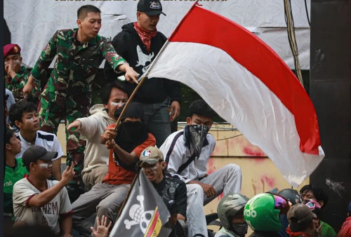 17+8 Tuntutan Rakyat, Dari Jalanan ke Medsos, Lalu Hilang Ditelan Isu Beras