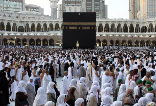 Musim Haji Tiba, Yuk Lakukan Sunnahnya Saat Mulai Tawaf Keliling Kabah