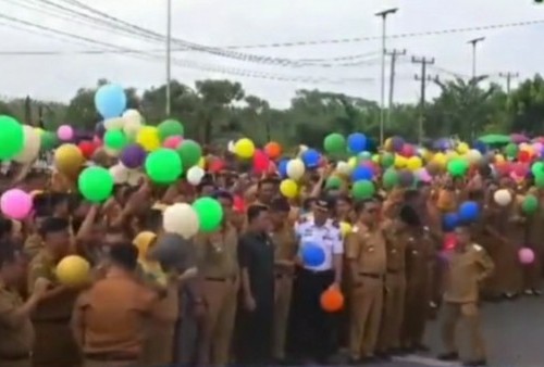 Viral Bupati Batanghari Disebut Ngambek hingga SK PPPK Ditahan Gegara Insiden Balon