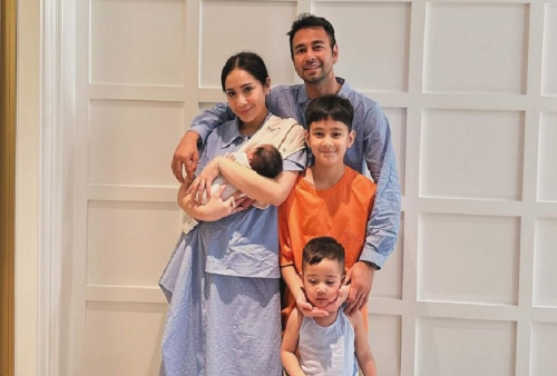 Masha Allah! Bayi Adopsi Nagita Slavina Ternyata Sudah Raffi Ahmad Adzani Sendiri