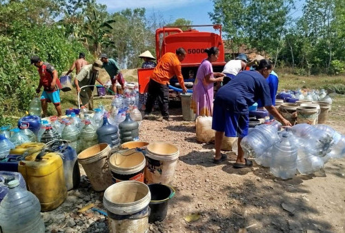 Kemarau Bikin Jawa Barat Kering Kerontang, Bekasi dan Bogor Menjerit Kekeringan Air
