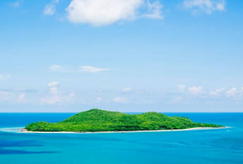 Destinasi Surga: Pulau Cantik Menawarkan Gaji Miliaran Rupiah bagi Pendatang yang Berani Menjelajah