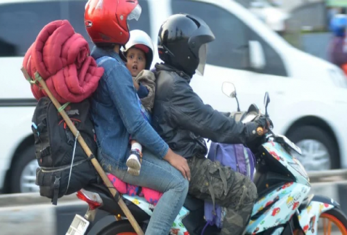 12 Tips Aman Mudik Naik Motor Bawa Anak, Ingat Jangan Dipaksakan!