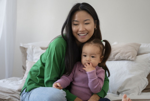 6 Cara Efektif Membagi Waktu Antara Mengurus Rumah dan Anak, Ibu-ibu Wajib Catat!