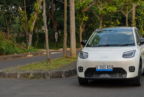GAC Indonesia Resmi Perkenalkan AION UT di GIIAS Semarang 2025, Raih Gelar Mobil Terfavorit