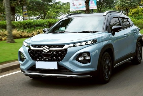 Suzuki FRONX, Mobil Baru Stylish dan Nyaman untuk Liburan Keluarga