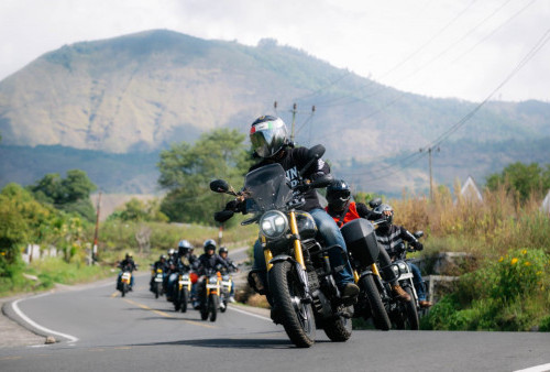 16 Bikers Sukses Taklukkan Rute Bali–Lombok Bareng TVS Ronin