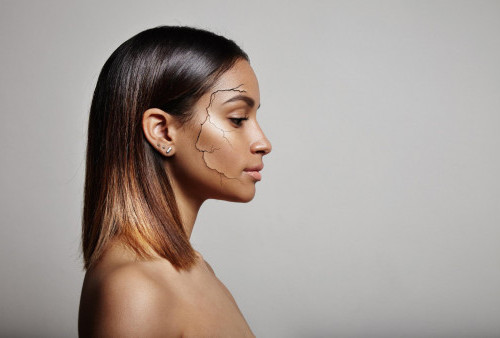 10 Rekomendasi Kandungan Skincare yang Aman untuk Kulit Kering