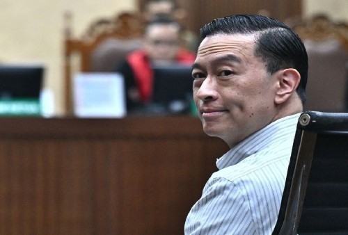 Sorotan Tajam Rocky Gerung terhadap Vonis Tom Lembong, Mengurai Keanehan di Balik Putusan Hakim