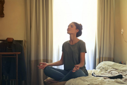 Pentingnya Lakukan Meditasi Secara Rutin: Rahasia Tubuh Rileks dan Pikiran Tenang!