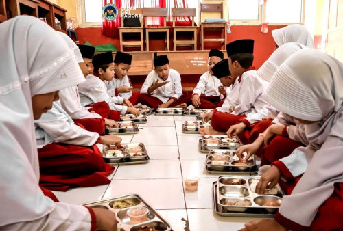 Ratusan Siswa di Banggai Sumsel Tumbang Usai Santap MBG