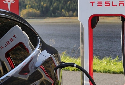 Ternyata Ini Kisah Dibalik Pemecatan Massal Staf Tesla Supercharger yang Dilakukan Elon Musk