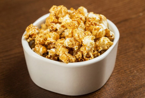 Cara Mudah Membuat Pop Corn Karamel, Enak Buat Camilan Nonton Film di Rumah
