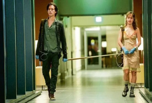 Malam Minggu di Rumah? Ini Rekomendasi Film Romance dari Manis sampai Tragis