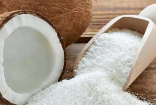 4 Cara Mudah Membuat Scrub Ampas Kelapa, Kulit Putih Hanya Hitungan Jam!